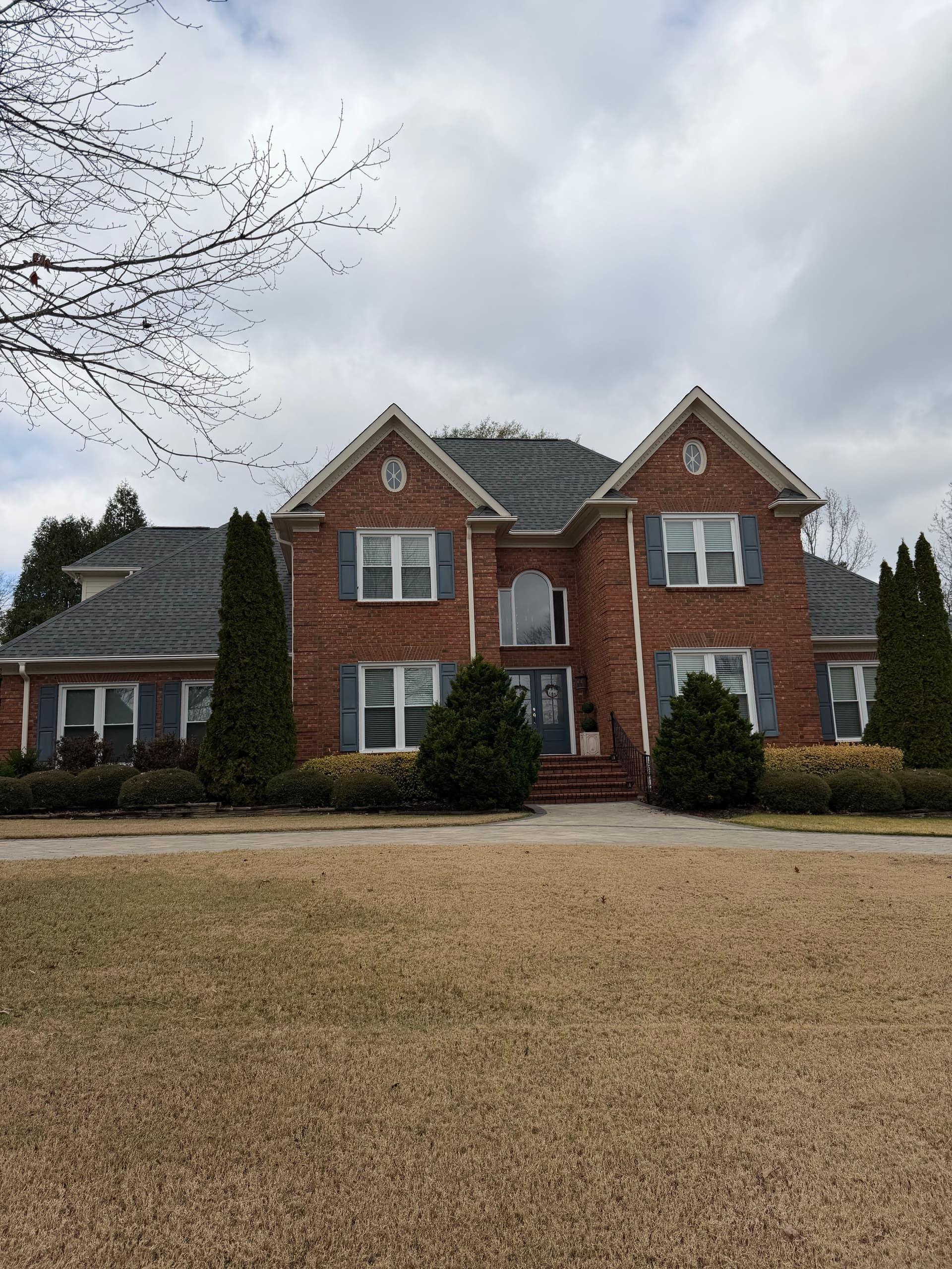 Sparkling Window Cleanup for Holidays in Greenville image